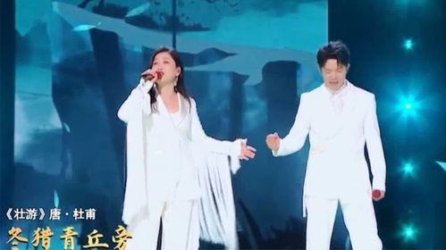 凤凰传奇歌曲视频,激情燃烧的岁月，民族风情的视听盛宴