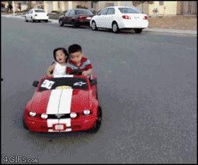 小孩赛车视频,小赛车手们的速度与激情