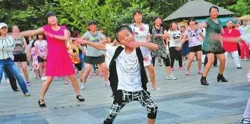 云南广场舞视频,广场舞中的民族风情与文化传承