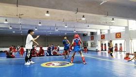 女孩散打视频,散打赛场绽放青春风采