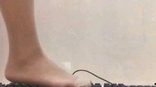 丝袜怎么穿视频教学,轻松掌握丝袜穿搭技巧