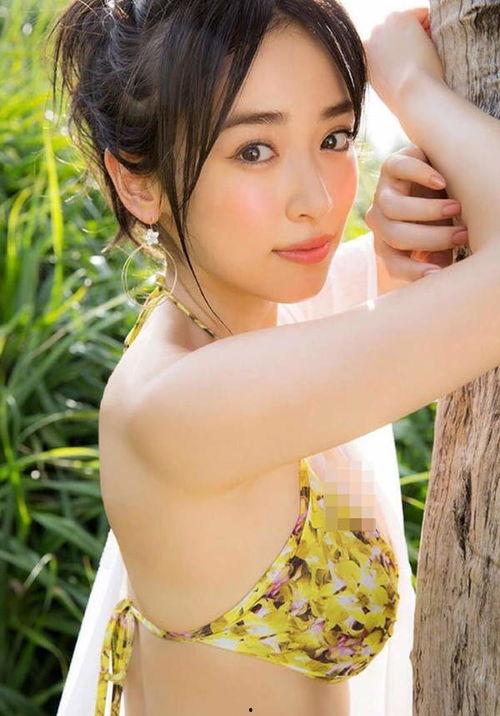 日本美女写真视频,惊艳瞬间，尽收眼底