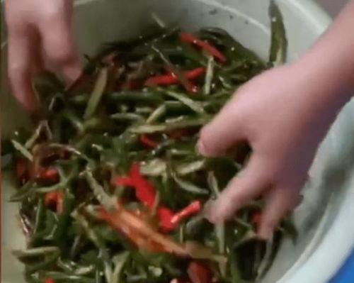 腌辣椒的视频,酸辣开胃，美味简单