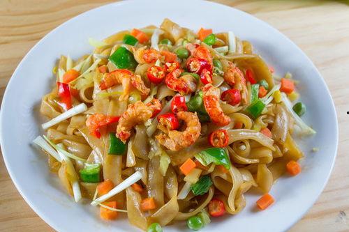 炒河粉视频,家常美味轻松做