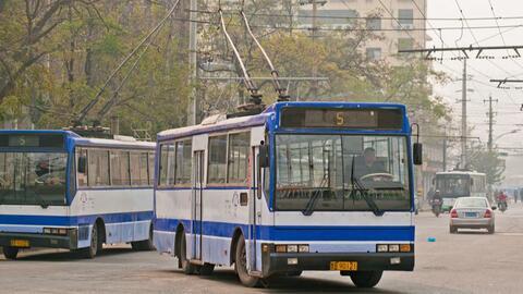 无轨电车视频,无轨电车魅力瞬间