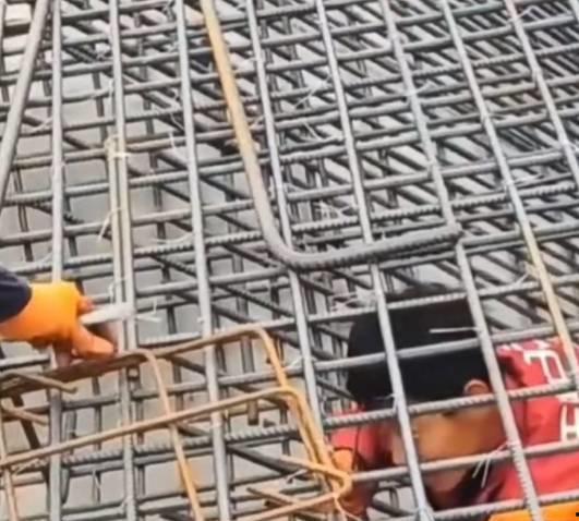 扎钢筋视频,视频解析全过程