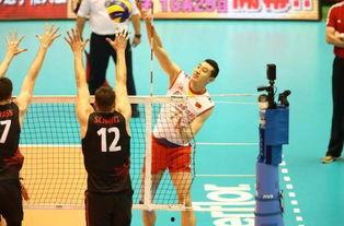 男排视频,激情碰撞！男排赛场精彩瞬间回顾