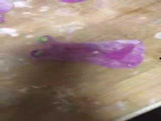 挤饺子视频,饺子馅儿挤得妙！视频教你轻松掌握饺子包法技巧