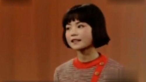 王菲小时候唱歌视频,王菲幼年歌唱瞬间