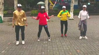 鬼步舞的视频,跟随视频领略舞步风采